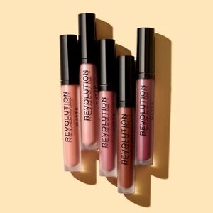 ❄️ Makeup Revolution | Matte Lip Lipgloss Various Shades